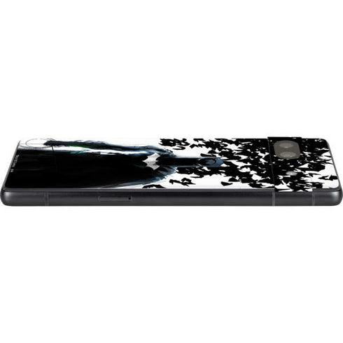 DC Comics Batman Holding batarang Art Google Pixel 7a Skin